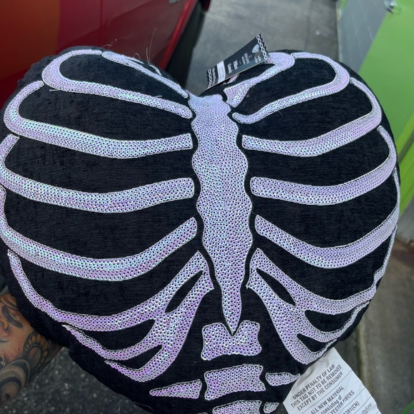 Heart-Shaped Skeleton Pillow - Picture 2 of 3